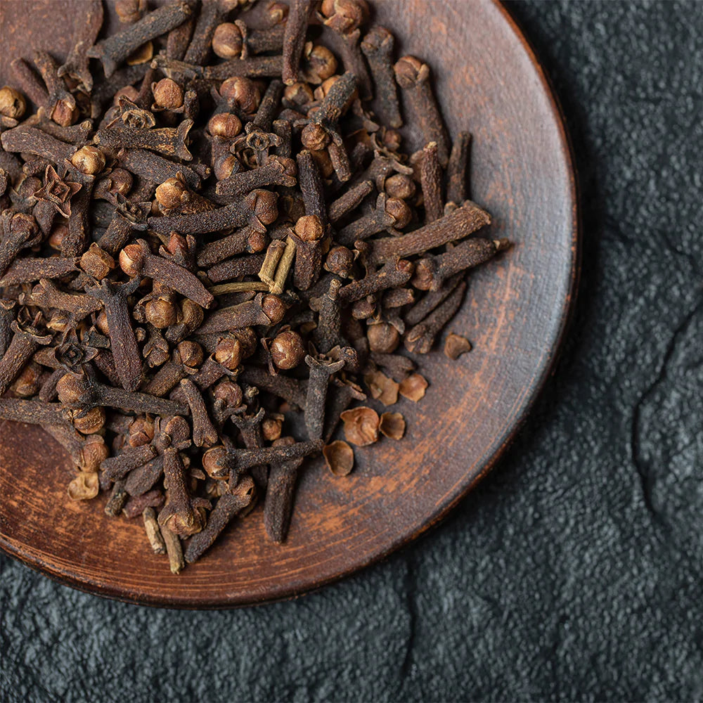 CLOVES WHOLE